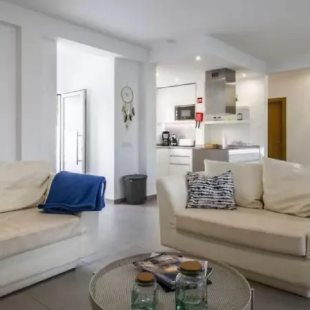 Modern Amazing Location Close To Amenities Apartamento Albufeira